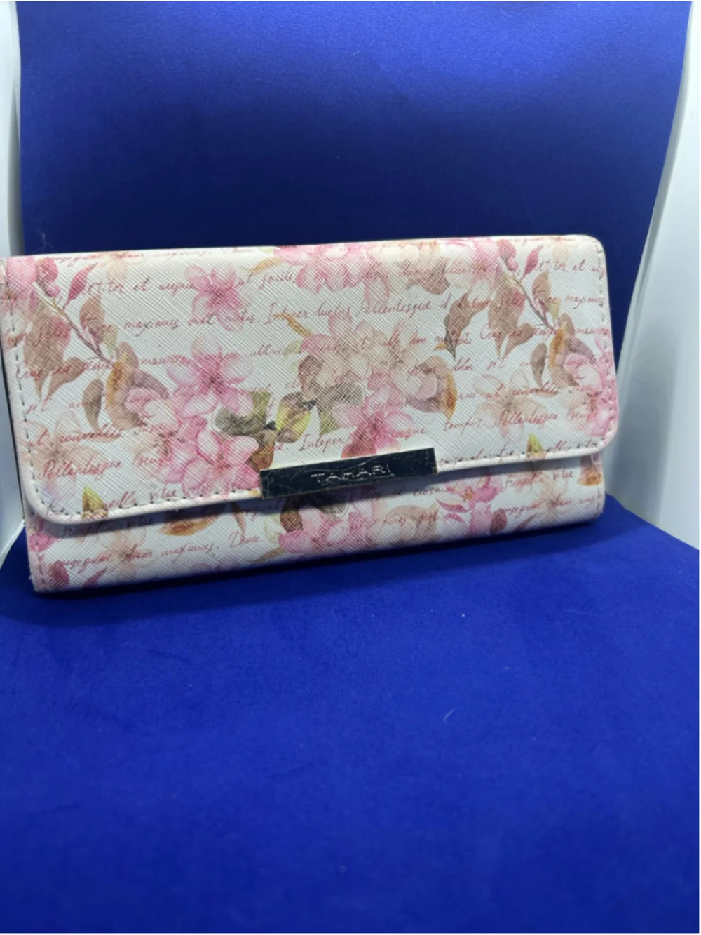 Women's Tahari Floral Wallet One Size White Pink